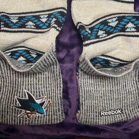 REEBOK x SAN JOSE SHARKS | Scarf w/ *pockets!* - Picture 3 of 5